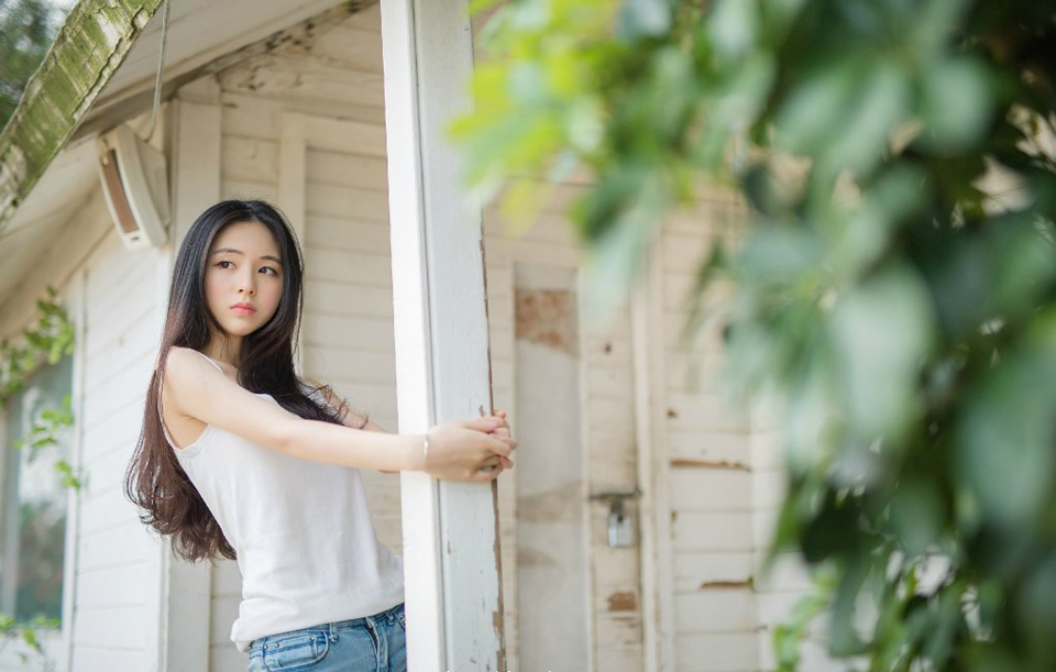 生活，是一种缓缓如夏日流水般地前进，我们不要焦急我们三十岁的时候，不应该去急五十岁的事情，我们生的时候，不必去期望死的来临，这一切，总会来的。